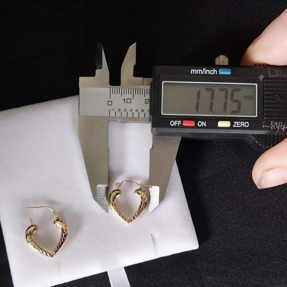 14k Yellow Gold Heart Shaped Earrings - Picture 9 of 11